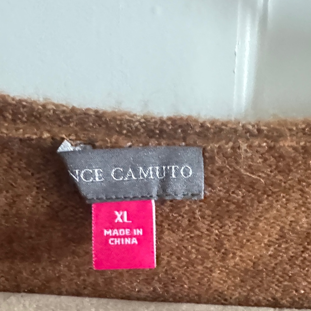 Vince Camuto Women's Tan V-Neck Sweater - Picture 7 of 8